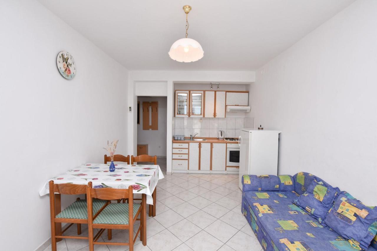 Apartments And Room Kiko Primošten Dış mekan fotoğraf