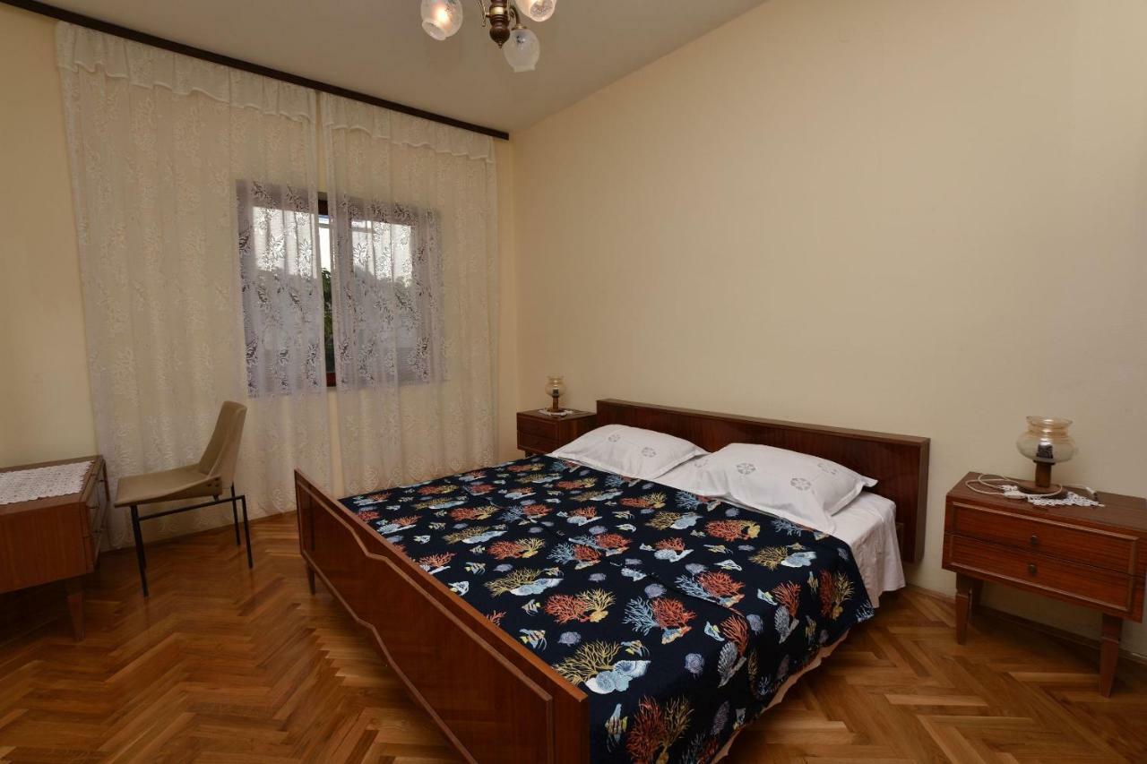 Apartments And Room Kiko Primošten Dış mekan fotoğraf